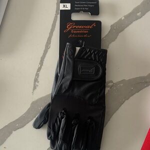 Black riding gloves